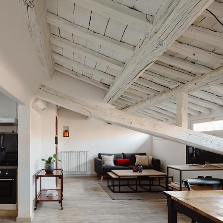 Amazing Penthouse With Terrace And Rooftop In Trastevere Rome Exterior photo
