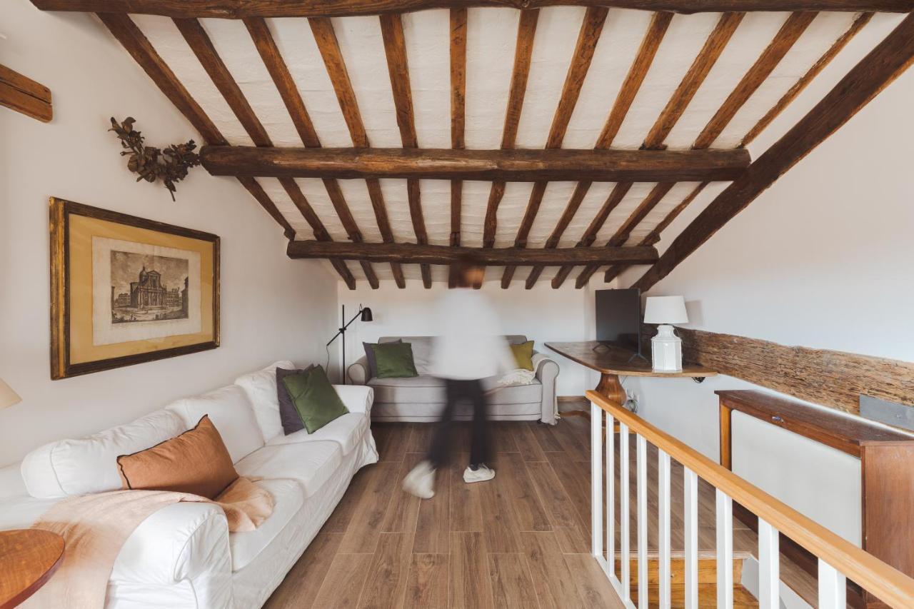 Amazing Penthouse With Terrace And Rooftop In Trastevere Rome Exterior photo