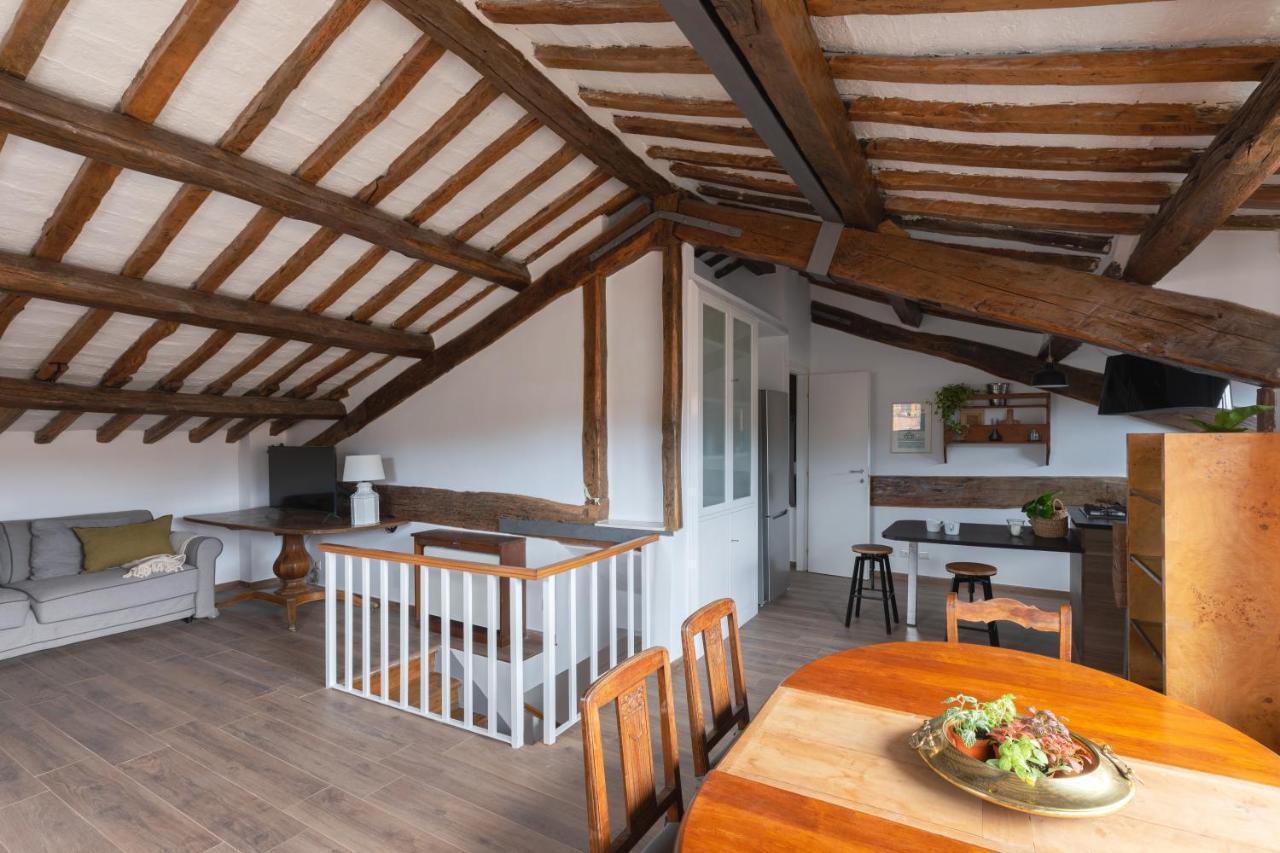Amazing Penthouse With Terrace And Rooftop In Trastevere Rome Exterior photo