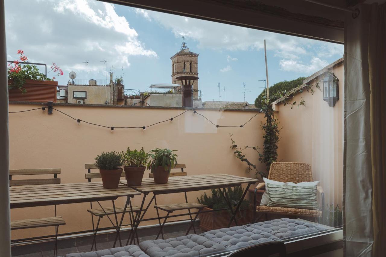 Amazing Penthouse With Terrace And Rooftop In Trastevere Rome Exterior photo