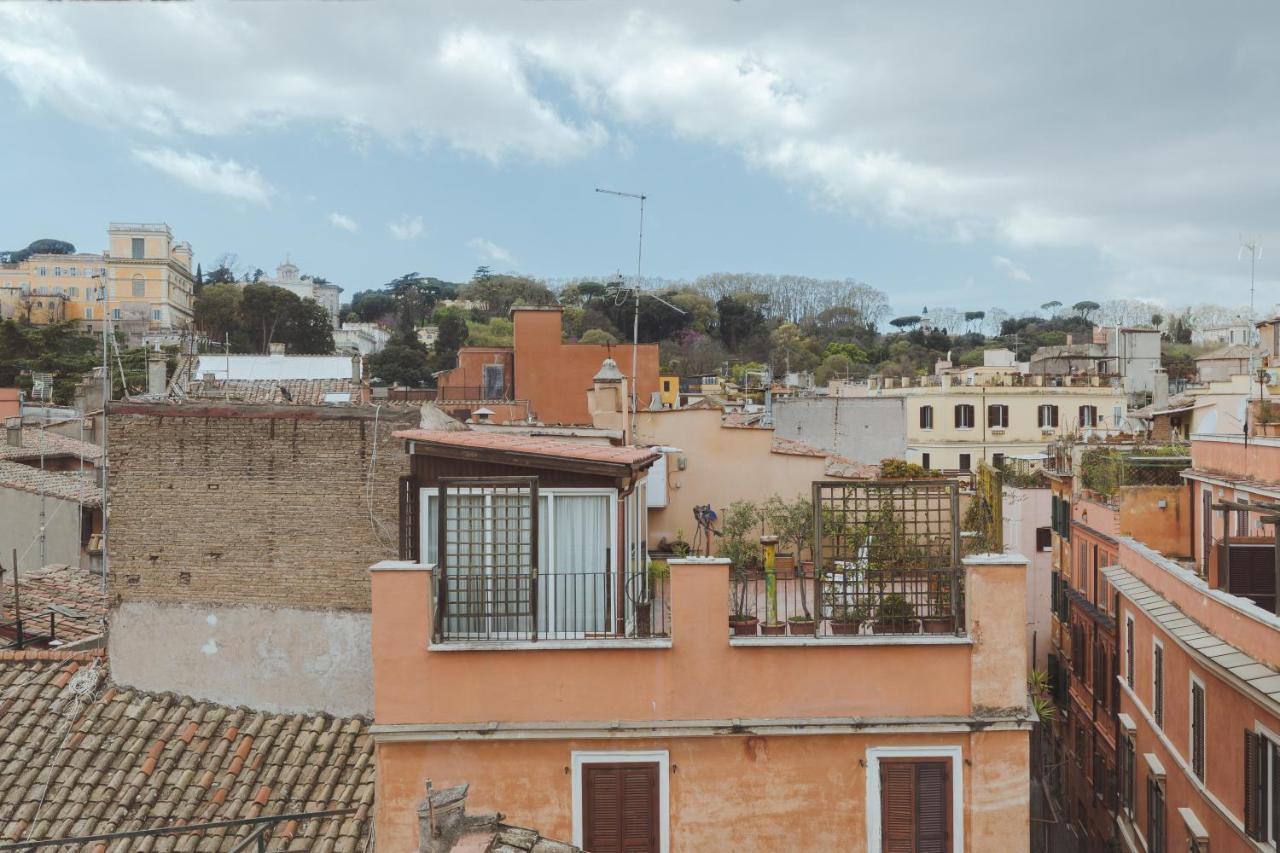 Amazing Penthouse With Terrace And Rooftop In Trastevere Rome Exterior photo