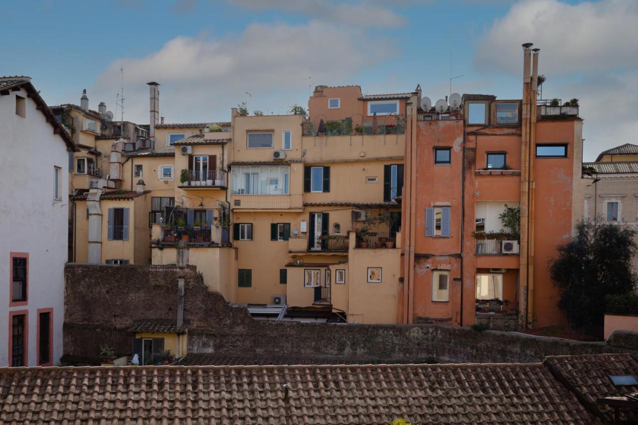 Amazing Penthouse With Terrace And Rooftop In Trastevere Rome Exterior photo