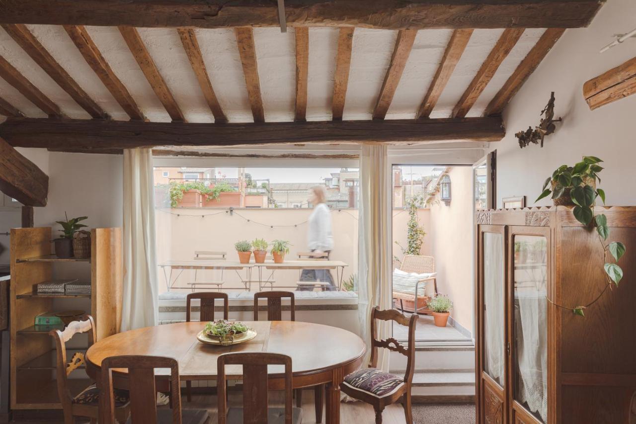 Amazing Penthouse With Terrace And Rooftop In Trastevere Rome Exterior photo