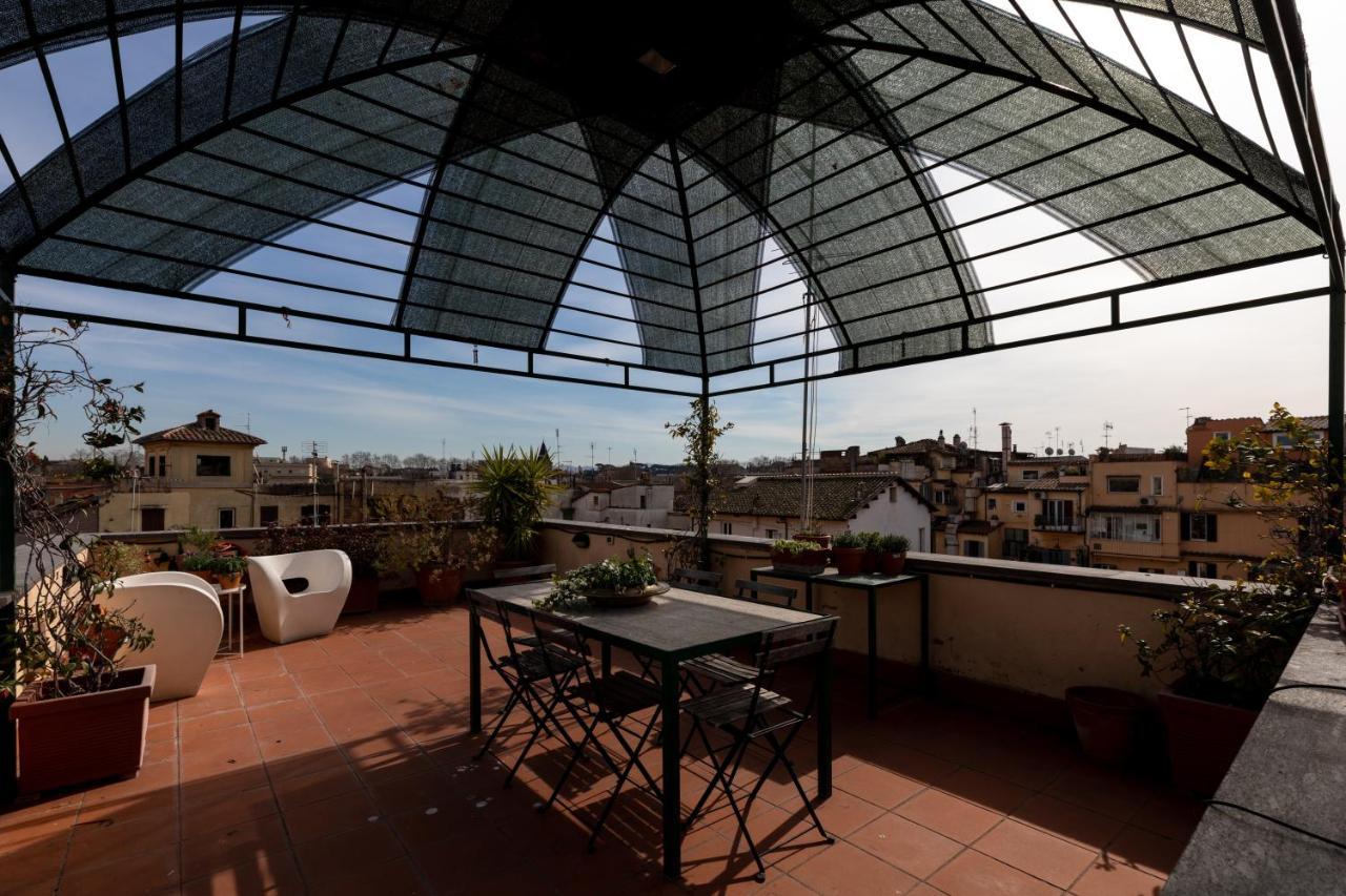 Amazing Penthouse With Terrace And Rooftop In Trastevere Rome Exterior photo
