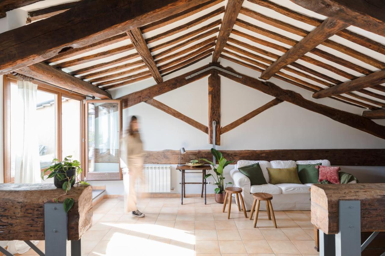 Amazing Penthouse With Terrace And Rooftop In Trastevere Rome Exterior photo